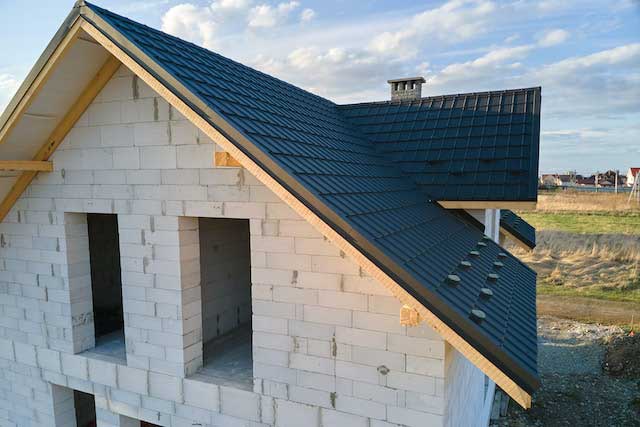 How to Find a Reliable Roofing Company in New Albany, IN for Your Home